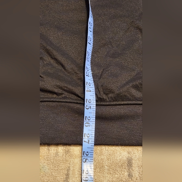 Mens Lululemon All The Range Long Sleeve. Black. Size Small. EUC - Picture 7 of 7